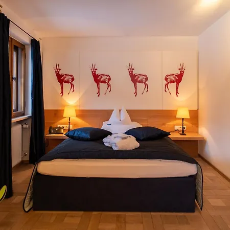 Hinterwies - In / / Dine 4*