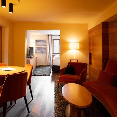 Hinterwies - In / / Dine 4*