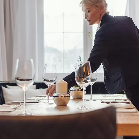 Hotel Hinterwies - In / / Dine Lech