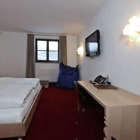 Hinterwies - In / / Dine Hotel Lech