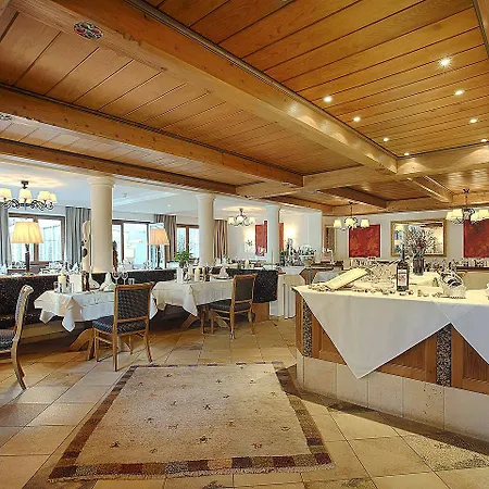 Hinterwies - In / / Dine 4*